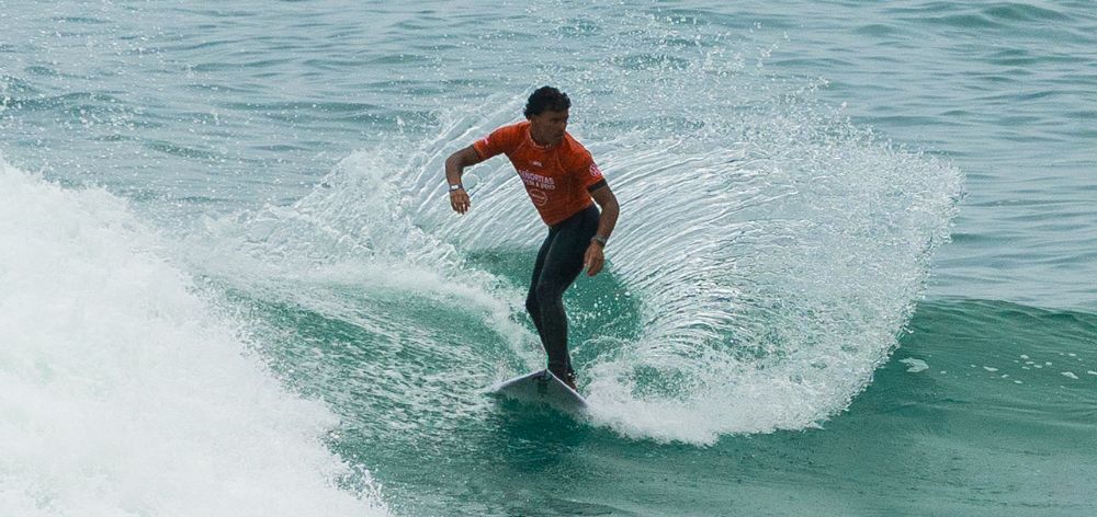 surf playa silencio